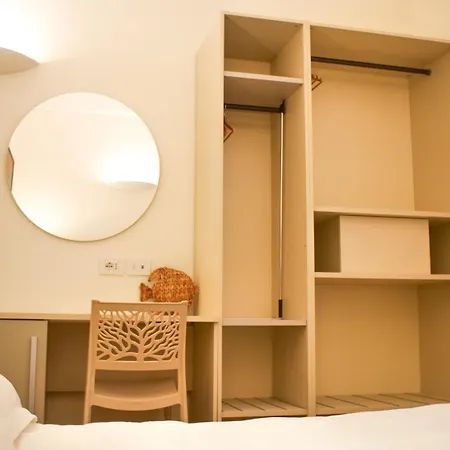 Rex 3* Genua